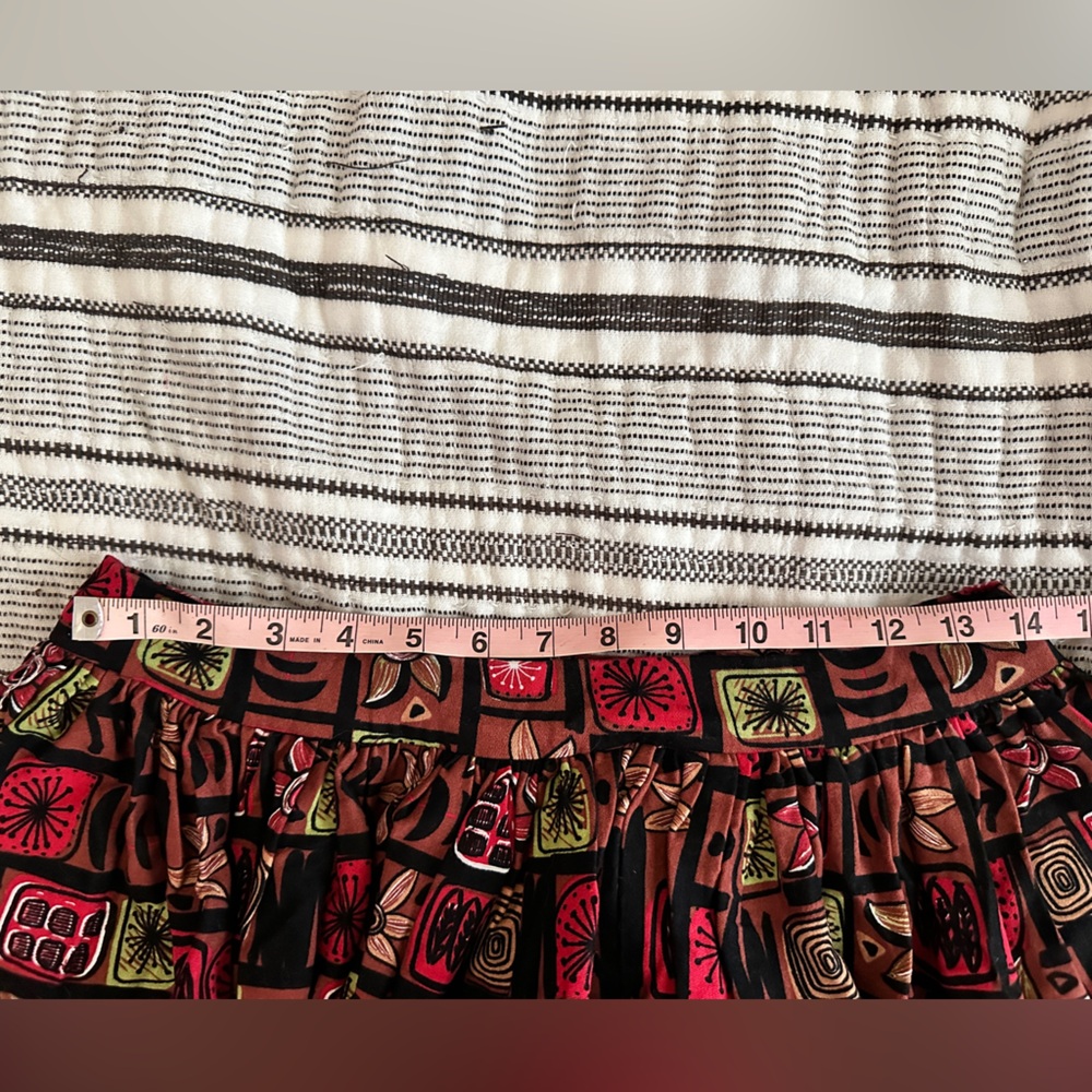 Collectif Tiki Multicolor A-Line Skirt - Picture 5 of 6